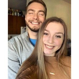 Meet your Posher, Mara